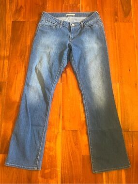 Levi's 815 Curvy Boot Cut Jeans -      Size 31